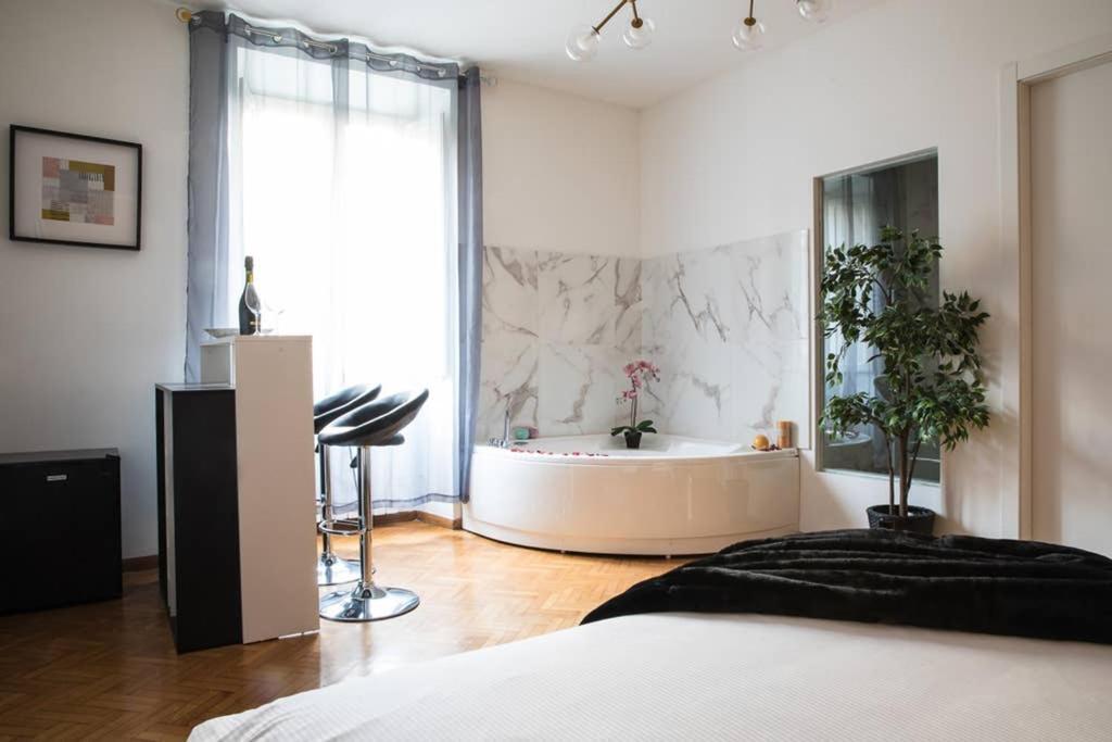 Gold Fabulous Jacuzzi Suite Trastevere - Top Collection Roma Exterior foto